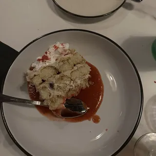 STRAWBERRY TIRAMISU
