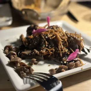 Mushroom plate