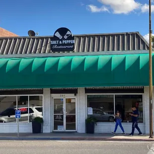 Salt &amp; Pepper Storefront