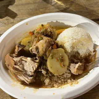 Tallarin Saltado de Pollo