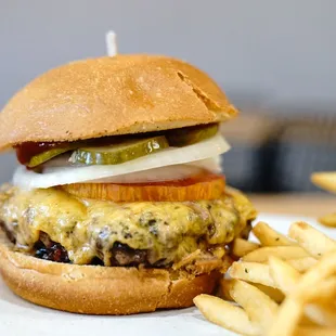 Salt &amp; Spoon Burger (NEW)