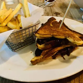 BBQ Short Rib Grilled Cheese