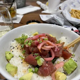 Caliche's Poke Bowl**