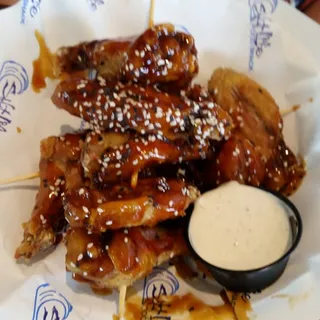 Hawaiian Wings
