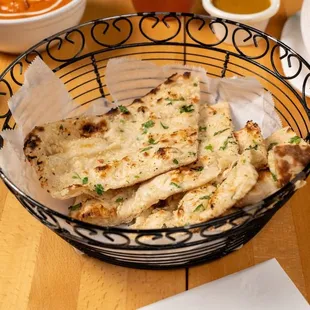 a bowl of naan bread