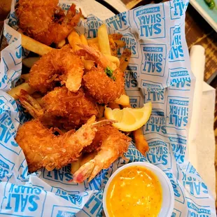 Coconut shrimp basket