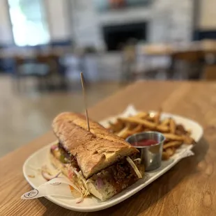 Nashville Hot Oyster Po&apos; Boy