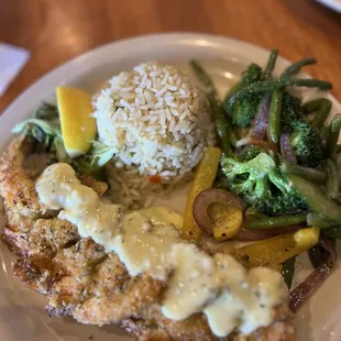 Parmesan crusted shrimp is so good !! The best vegetables I&apos;ve ever had ! Don&apos;t forget the bread pudding !