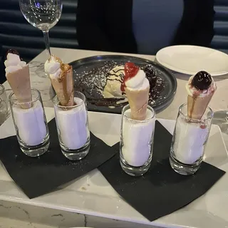 Cheesecake Cones