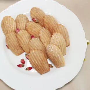 Rose madelines