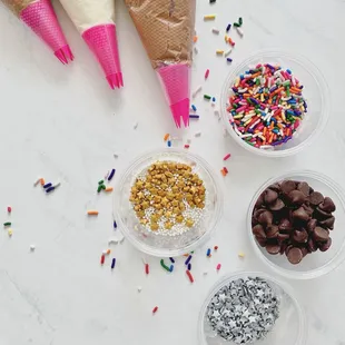 Cupcake decorating kit