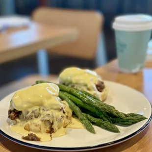Short Rib Eggs Benedict (daily special)