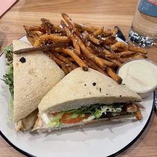 Pesto Caprese Sandwich