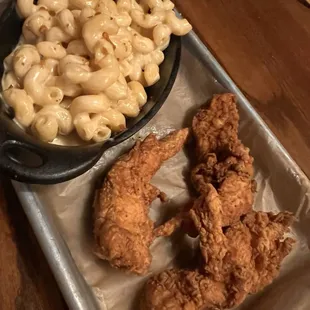 kids chicken tenders with mac n cheese