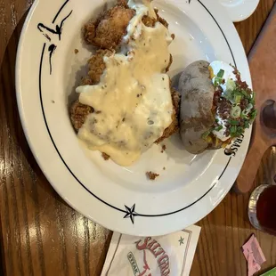 Chicken Fried Chicken / Baked Potato