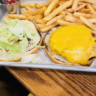 Cheeseburger.