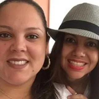 Raysa E.
