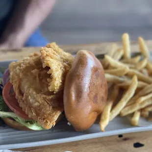 Grouper Sammie w/ fries