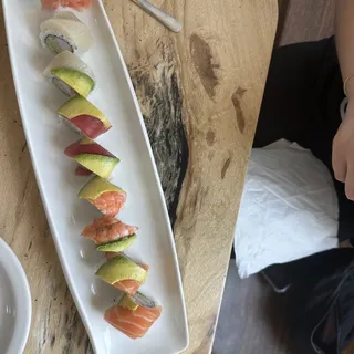 RAINBOW ROLL