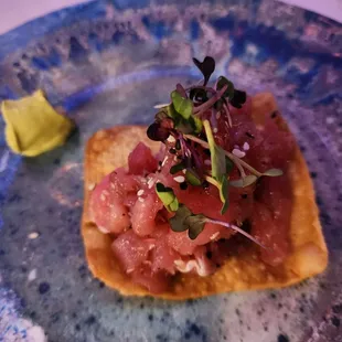 AHI TUNA TARTARE TOSTADA