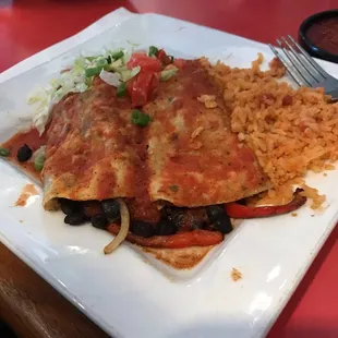 Vegetarian fajita enchiladas with no cheese