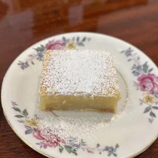 Lemon bar