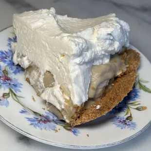 a slice of banana cream pie