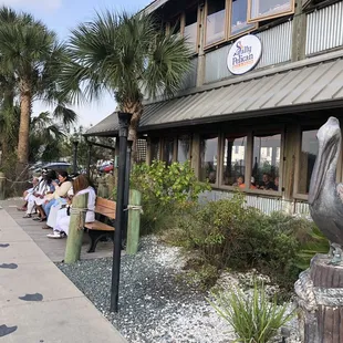 30-45 minute wait. Didn't feel like it at all. Was told on site no reservations, but option to wait for a table on Yelp ‍