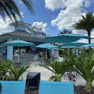 the outside of the restaurant