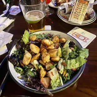 Strawberry salad with grilled chicken. They don&apos;t skimp on the chicken.