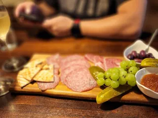 Vibe Cafe and Wine Bar