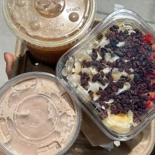 Iced late, the Belmont smoothie, &quot;the chocolate / peanut butter bowl&quot;