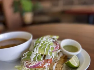 562 Cherry cafe