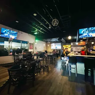 Left side area from entrance