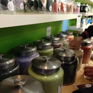 Build your own soy candles :) great Christmas gifts!