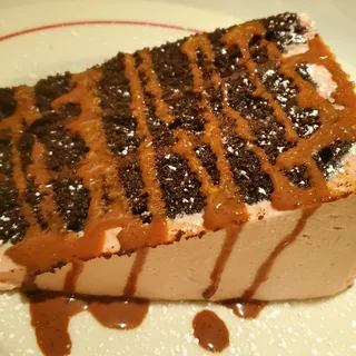 Raspberry Chocolate Cake