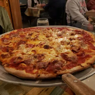 Sausage and pepperoni thin crust