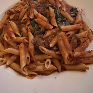 pasta dish, pasta, food