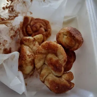 Cinnamon Knots