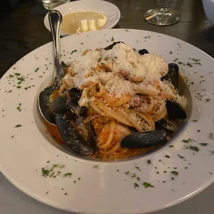 food, oysters and mussels