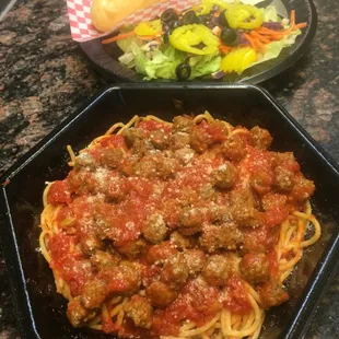 Spaghetti with Small Meatballs