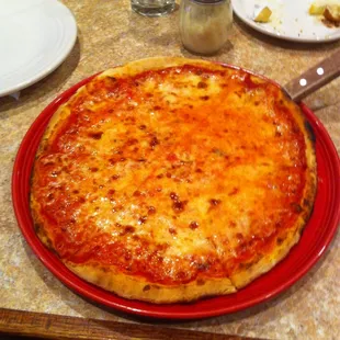 6 slice, thin crust pizza
