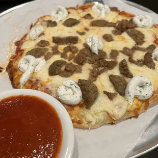 Meatball and Ricotta Pizza