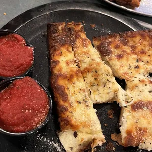 Cheesy garlic bread