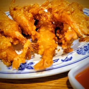 food, fried chicken, bbq wings, poultry, fried chicken wings, chicken, bbq chicken, chicken wings and fried chicken, chicken wings