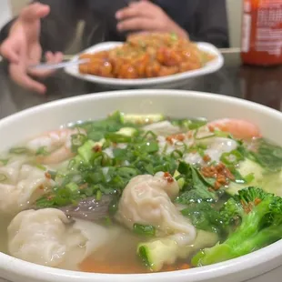 War Wonton Soup
