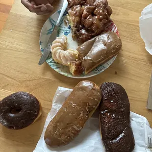dough desserts, food, donuts