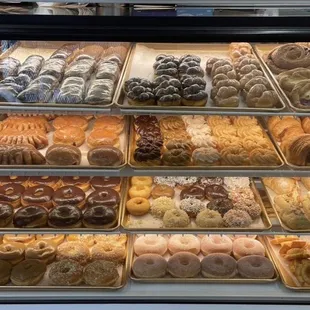 food, donuts, dough desserts