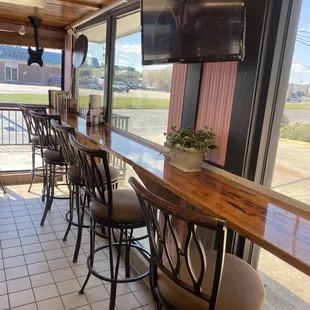 a view of the outside of the restaurant
