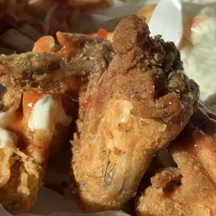 fried chicken wings, poultry, chicken wings, fried chicken, chicken wings and fried chicken, bbq wings, bbq chicken, food, chicken